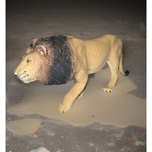 MOJO Male Lion Figure Toy Figurine 5.5" King of the Jungle Hard Plastic 2010